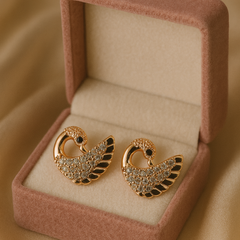 Royal Swan Sparkle Studs | Gold-Plated Brass – KZ8812346