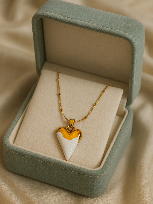 Milk & Gold Heart Necklace | Gold-Plated Stainless Steel – KZ8812356