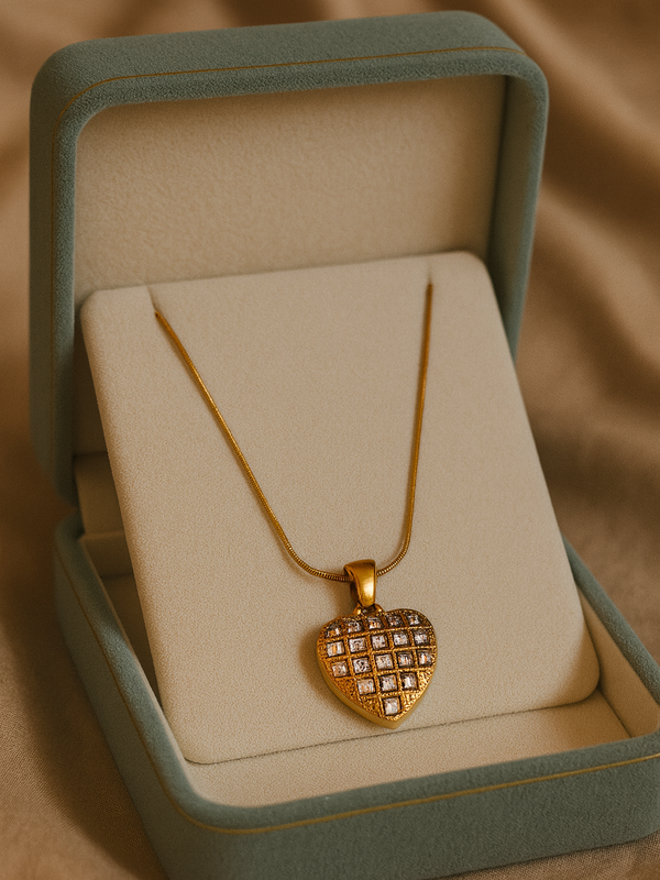 Heartburst Sparkle Necklace | Gold-Plated Stainless Steel – KZ8812355