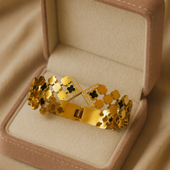 Majestic Clover Crown Kada | Gold-Plated Stainless Steel  – KZ8812368