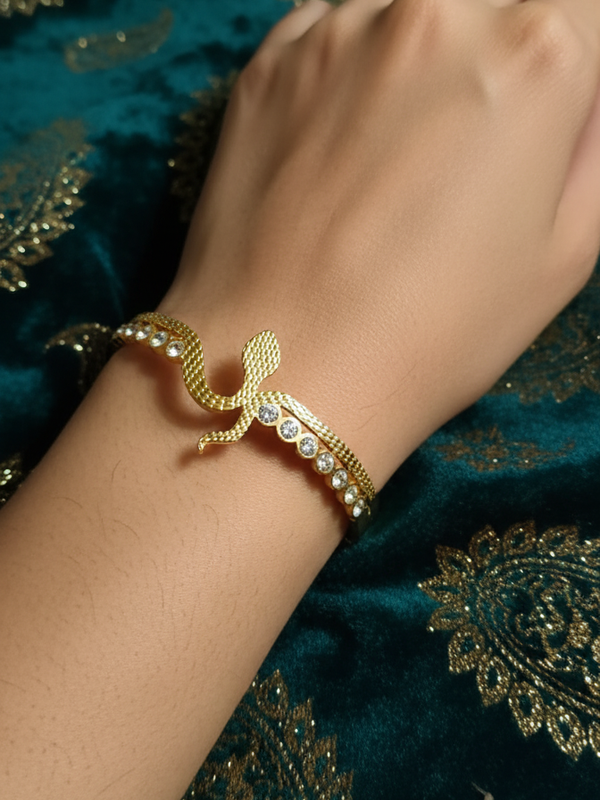 Crystal Cobra Elegance Kada | Gold-Plated Stainless Steel– KZ8812362