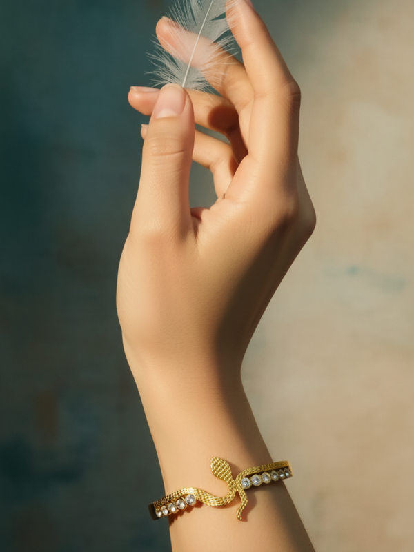 Crystal Cobra Elegance Kada | Gold-Plated Stainless Steel– KZ8812362