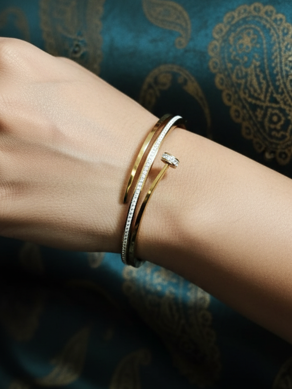 Diamond Curve Signature Kada | Gold-Plated Stainless Steel – KZ8812364