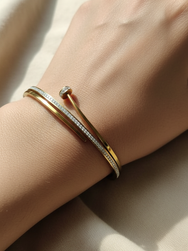 Diamond Curve Signature Kada | Gold-Plated Stainless Steel – KZ8812364