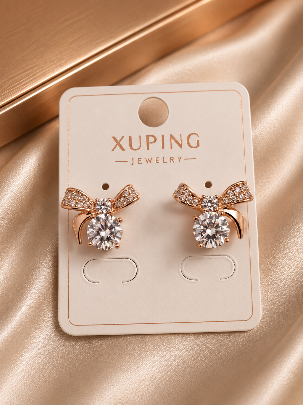 Diamond Bow Spark Earrings |  KZ88123191