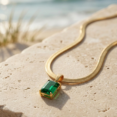 Eluri Green Pendant | Gold-Plated Stainless Steel – KZ88123165