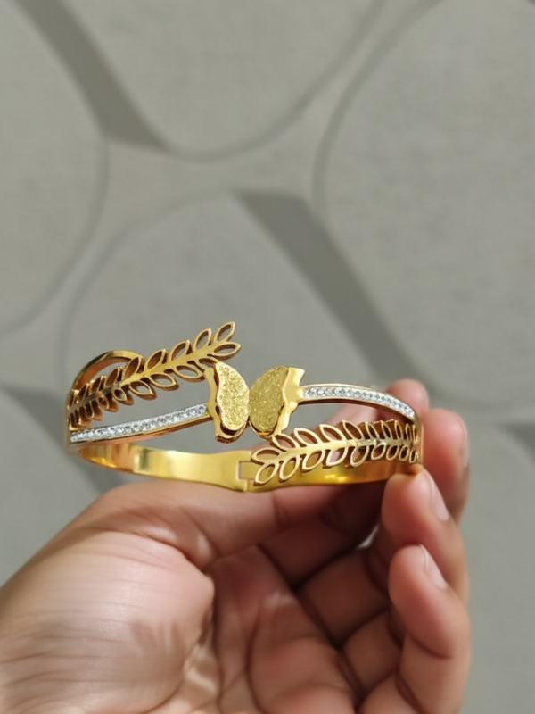 FlutterLeaf Elegance Kada | Gold-Plated Stainless Steel – KZ8812365