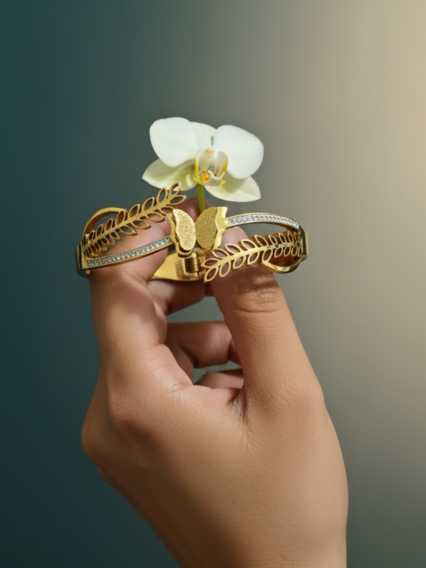 FlutterLeaf Elegance Kada | Gold-Plated Stainless Steel – KZ8812365