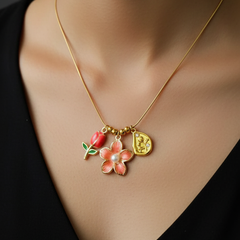 Coral Flower and Bud Necklace | Gold-Plated Stainless Steel – KZ8812326