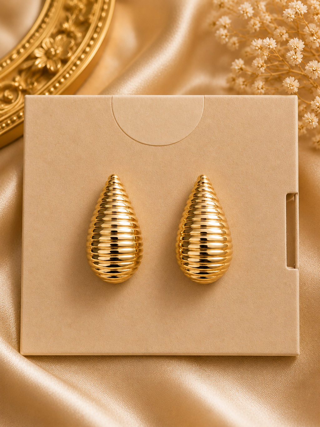 Golden Raindrop Studs |  KZ88123197