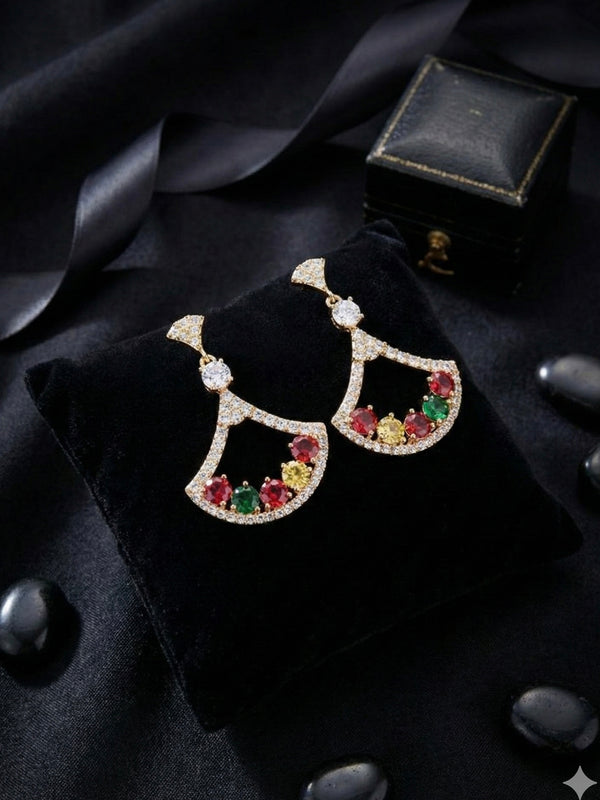 Aurora Royale Fan Drop Earrings | Gold-Plated Stainless Steel – KZ8812309