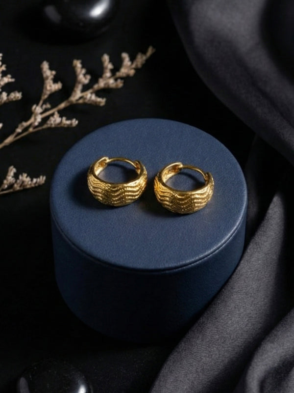 Golden Wave Mini Hoops | Gold-Plated Brass– KZ8812336