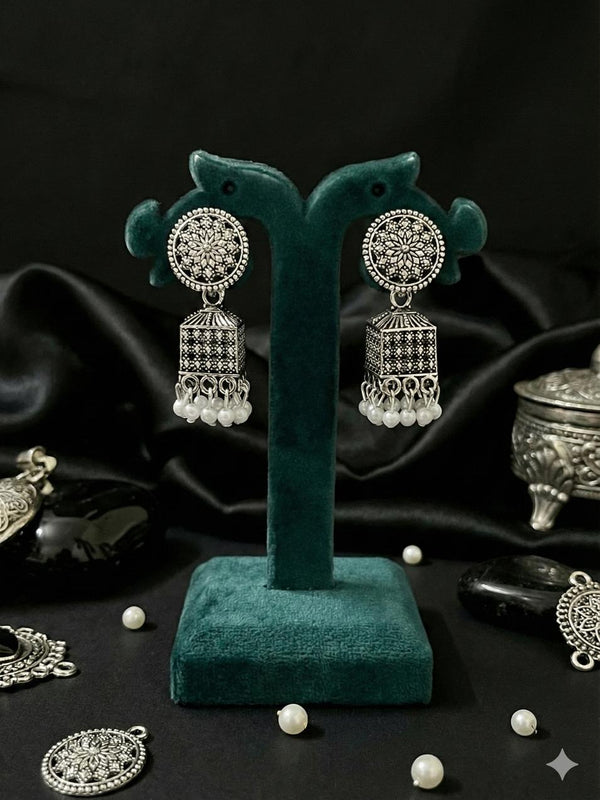 Kohra Pearl Box Jhumkas | Silver Oxidised Earrings – PL88123114