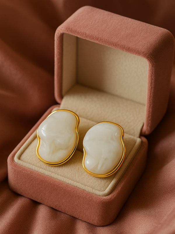 MilkyShell Modern Studs | Gold-Plated Stainless Steel – KZ8812341