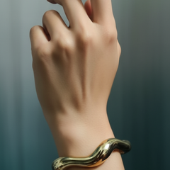 Regal Twist Statement Kada – | Gold-Plated Stainless Steel -KZ8812371