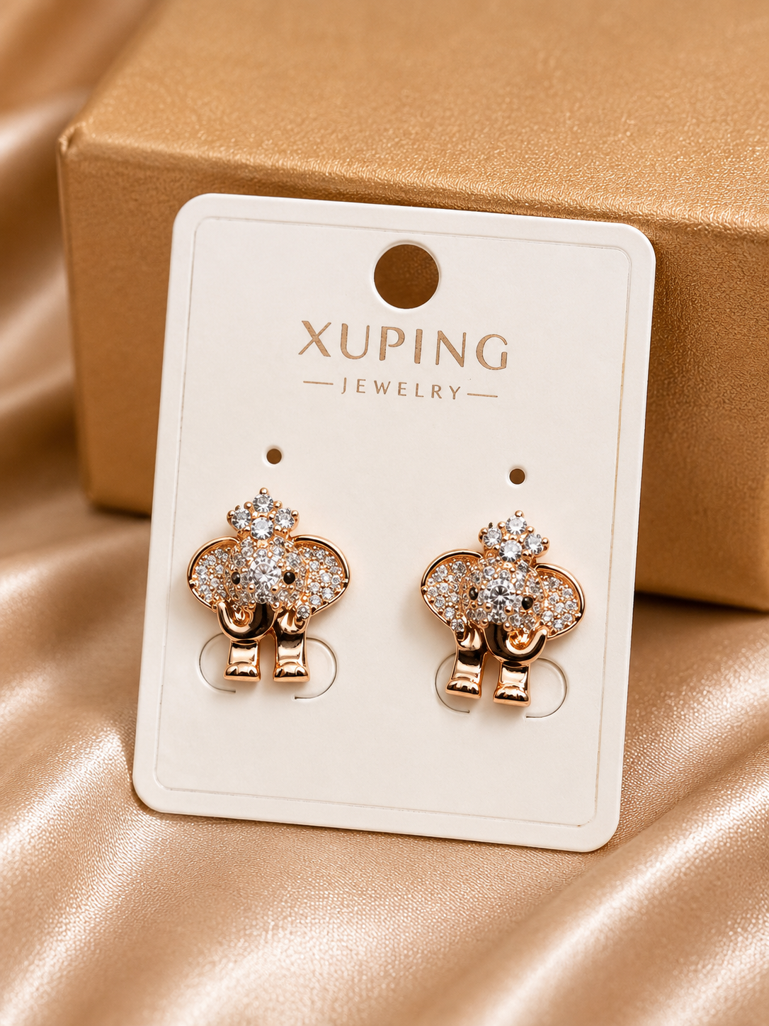 Lucky Elephant Crystal Studs |  KZ88123203
