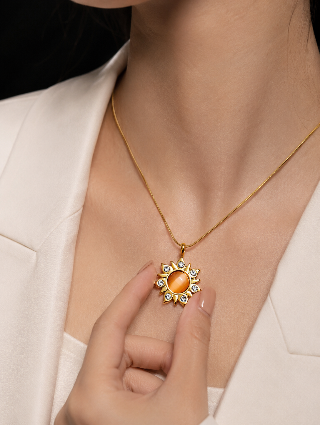Golden Sun Goddess Vibe Necklace | Gold-Plated Stainless Steel – KZ88123151