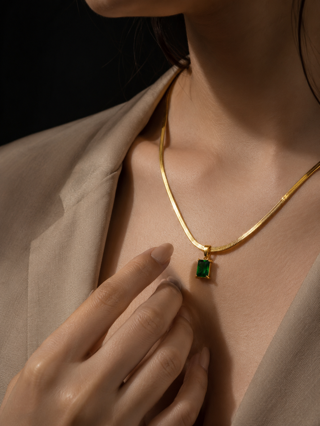 Eluri Green Pendant | Gold-Plated Stainless Steel – KZ88123165