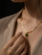 Eluri Green Pendant | Gold-Plated Stainless Steel – KZ88123165