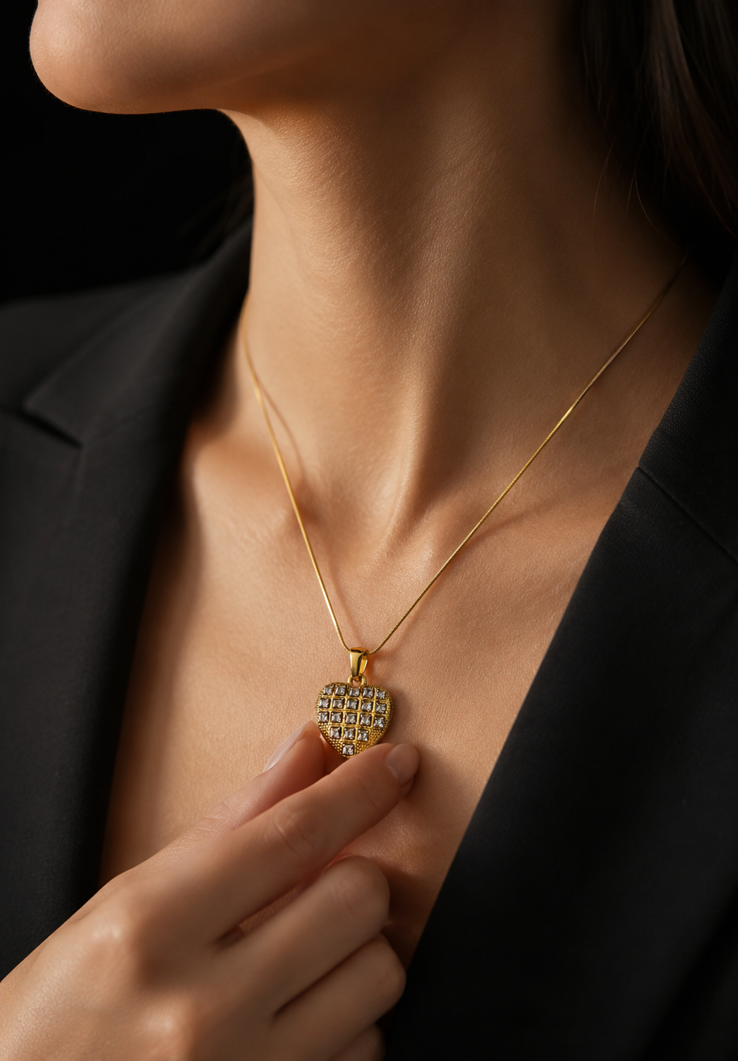 Heartburst Sparkle Necklace | Gold-Plated Stainless Steel – KZ8812355