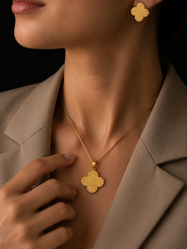 Golden Clover Sparkle Jewelry Set | Gold-Plated Stainless Steel – KZ8812350