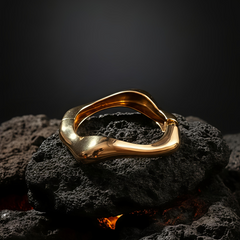 Regal Twist Statement Kada – | Gold-Plated Stainless Steel -KZ8812371