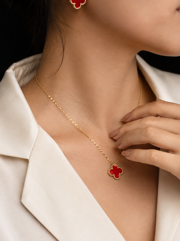 Clover Pendant & Studs Jewelry Set | Gold-Plated Stainless Steel  – KZ8812321
