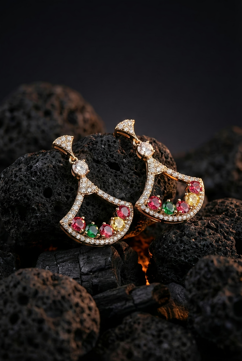Aurora Royale Fan Drop Earrings | Gold-Plated Stainless Steel – KZ8812309