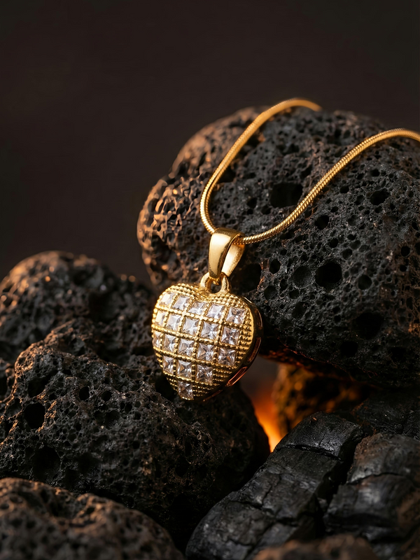 Heartburst Sparkle Necklace | Gold-Plated Stainless Steel – KZ8812355