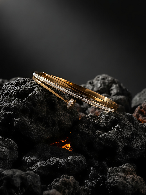 Diamond Curve Signature Kada | Gold-Plated Stainless Steel – KZ8812364