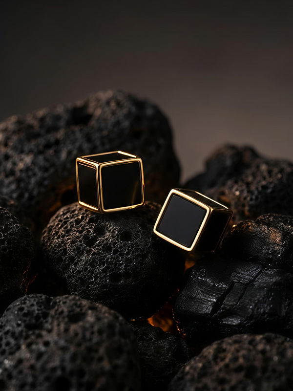 Imperial Black Box Studs | Gold-Plated Stainless Steel – KZ8812337