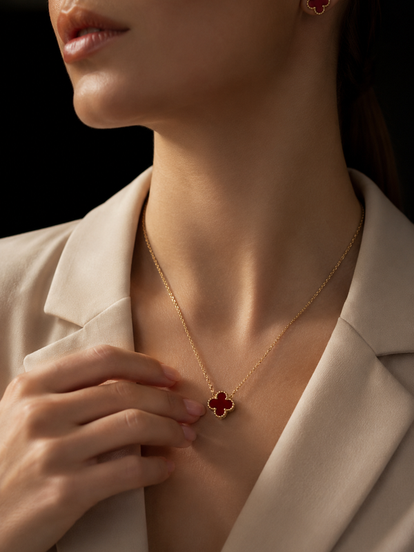 Clover Pendant & Studs Jewelry Set | Gold-Plated Stainless Steel  – KZ8812321