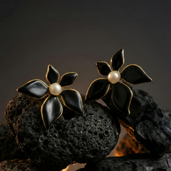Black Flower Pearl Earrings | Gold-Plated Stainless Steel – KZ8812330
