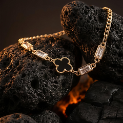 Black Clover Baguette Bracelet | Adjustable Gold-Plated Stainless Steel – KZ8812306