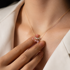 Sparkle Bow With Heart Necklace | Gold-Plated Stainless Steel – KZ881