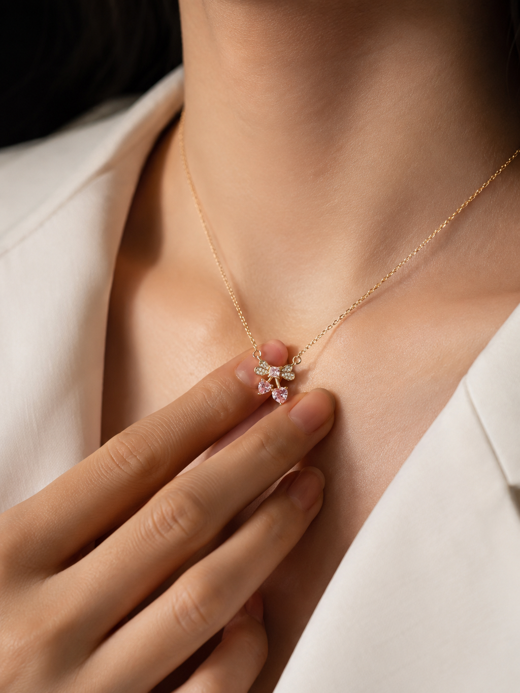Sparkle Bow With Heart Necklace | Gold-Plated Stainless Steel – KZ881