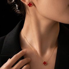 Clover Pendant & Studs Jewelry Set | Gold-Plated Stainless Steel  – KZ8812321